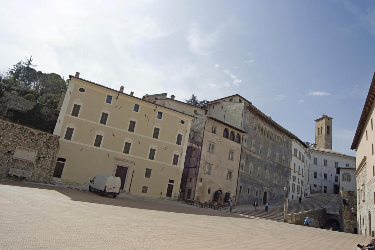 Palazzo Lauri Spoleto Daire Dış mekan fotoğraf
