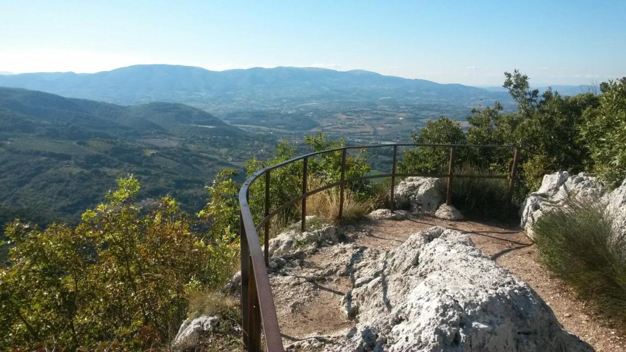 Palazzo Lauri Spoleto Daire Dış mekan fotoğraf