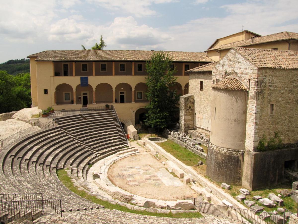 Palazzo Lauri Spoleto Daire Dış mekan fotoğraf